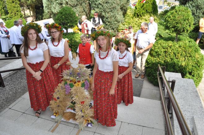 Dożynki parafialne w Łąkocinach