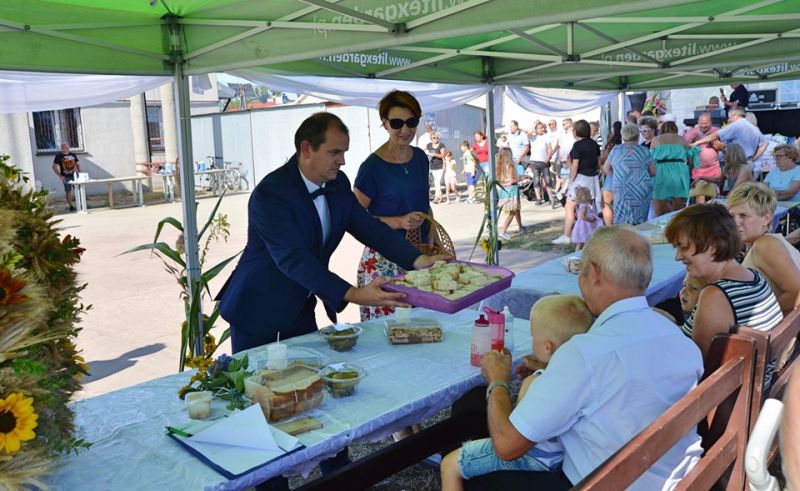 Biesiada dożynkowa w Czekanowie