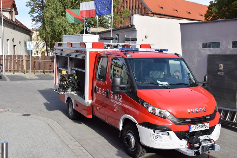 Strażacy z OSP Czekanów wzbogacili się o nowy wóz strażacki